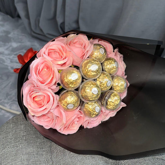 Bouquet ferrero rose